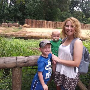 Meet your Posher, Elizabeth